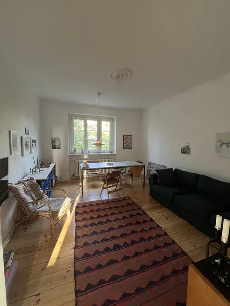 Perfect Schillerkiez apartment available October